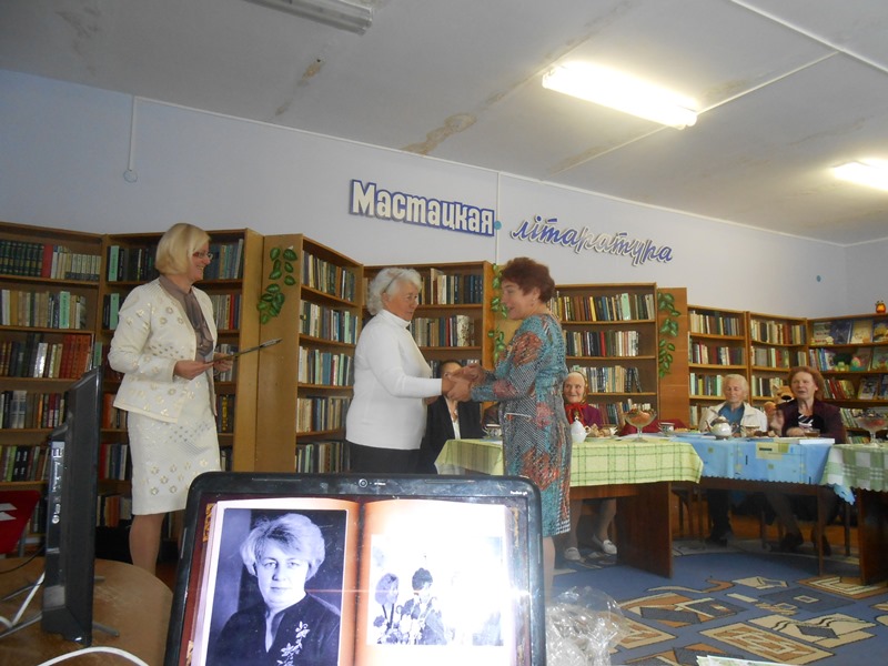 Бібліятэчныя пасядзелкі “Узрост нам не памеха”