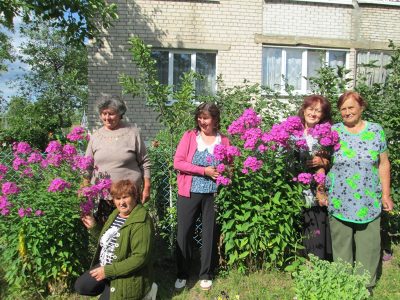 У клубе аматараў кветкаводства і агародніцтва