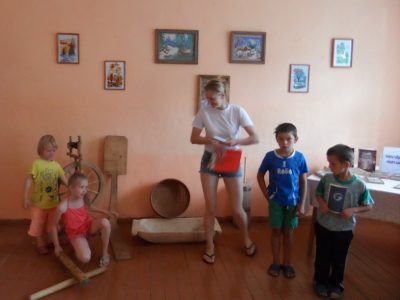 “Хочаш ведаць пра свой край – у бібліятэку завітай”