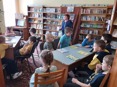 Казачны ваяж з Любчанскай бібліятэкай
