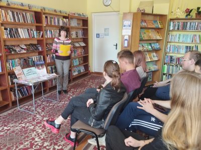 Урок-пратэст “Суррогат счастья – СПАЙС”