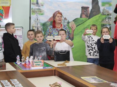 Салонныя гульні з Навагрудскай гараджанкай