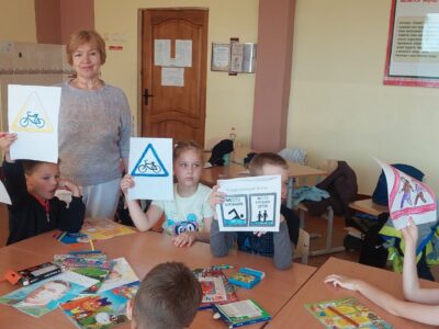 Тэматычная гадзіна “Лета класнае, бяспечнае”